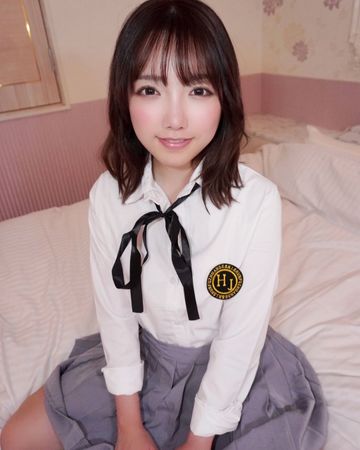 FC2-PPV-1777330 #60ちなつ 笑顔が可愛すぎる女子◆生のガチリアルなベタアマ中出しセックス【個人撮影】【はめ撮り】【高画質】