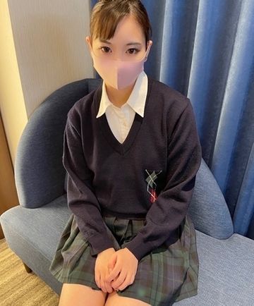 FC2-PPV-1862878 【個撮無・流出・何も聞かされずに闇ルートで売られてきた上物美少女NO.5】嫌です。もう帰りたいですって言われても帰れない上物美少女のマンコの奥にザーメン注入し種付け完了w
