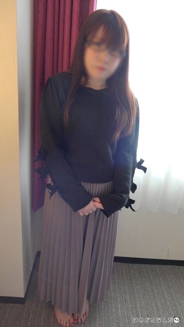 FC2-PPV-2183283 【身長145cm女子大生】X 【17cm生チンポ】子宮口にペニスが当たって悶絶!ガチ低身長JDにが中出しされて極小パイパンマンコから精液があふれ出ちゃう!